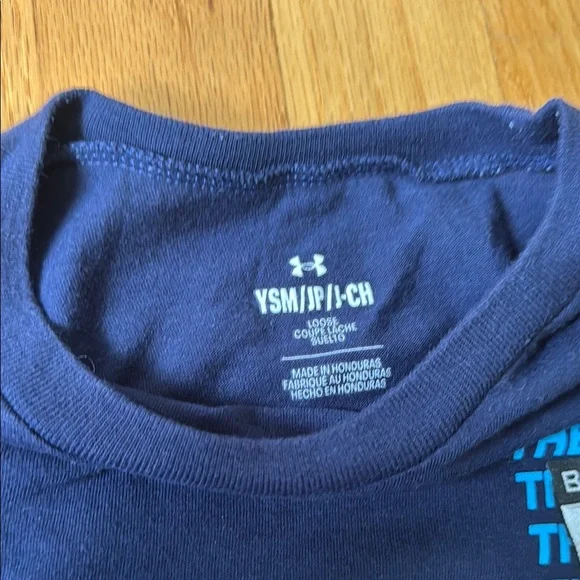 Under Armour Kids Gray and Navy Tee Set with Shorts - Picture 7 of 8